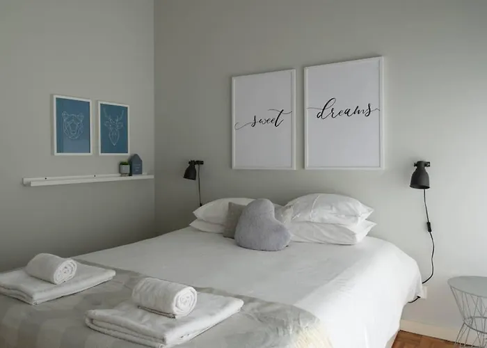 Virtudes Terrace * Porto