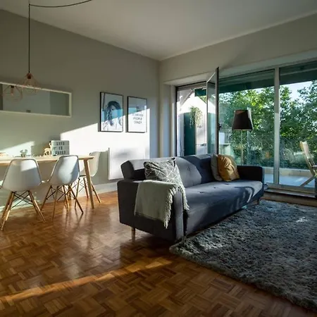 Virtudes Terrace * Porto